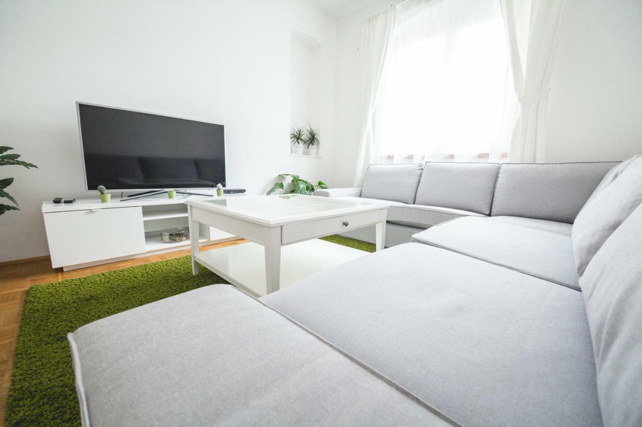 Ferienwohnung Alpi Garmisch-Partenkirchen Exterior foto